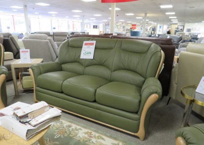 Clearance Elba 3 Seater and 2 Chairs