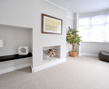 The Benefits Of Installing Carpet In Your Living Room