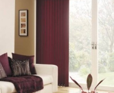 Blinds in Burton on Trent to maintain privacy in darker early evenings