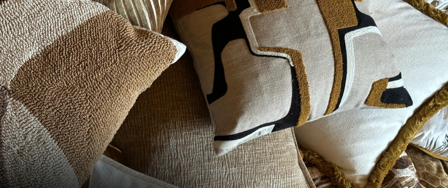 10% OFF Cushions and Throws!