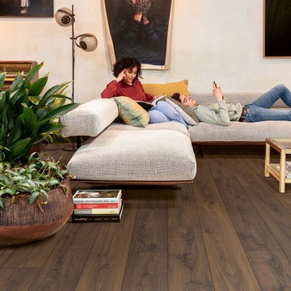 Classic Peanut Brown Oak Classic Peanut Brown Oak