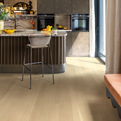 Capture Beige Varnished Oak Capture Beige Varnished Oak