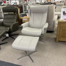 Oxford Large Chair & Footstool