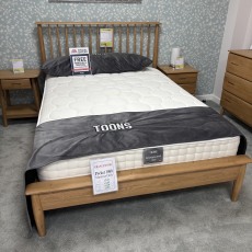Malmo 4ft6 Bedstead Malmo 4ft6 Bedstead