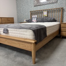 Malmo 4ft6 Bedstead Malmo 4ft6 Bedstead