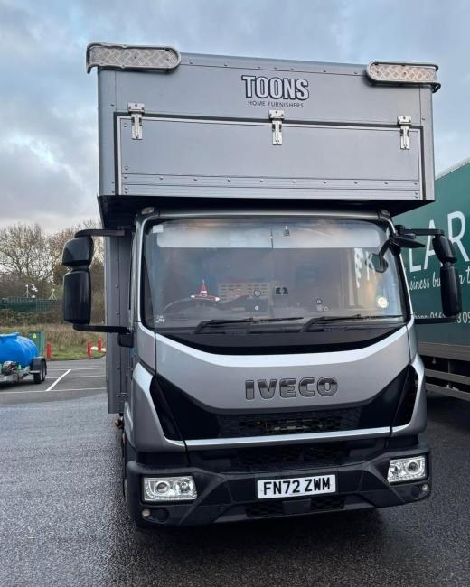 He may be struggling to see over... 